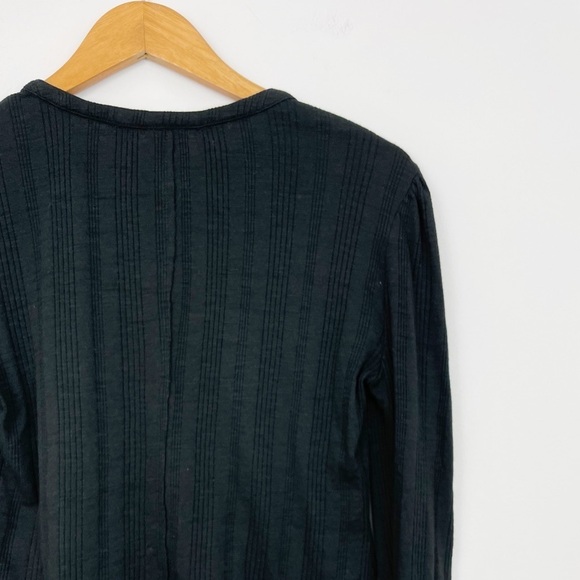 Anthropologie Pilcro Black Button Down Cropped Ruffle Hem Top Size Small - Picture 9 of 14